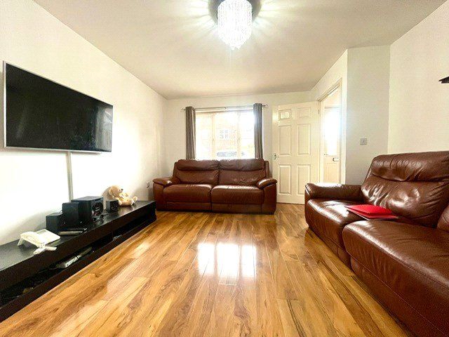 Property photo 2 of 10 Picture No. 08