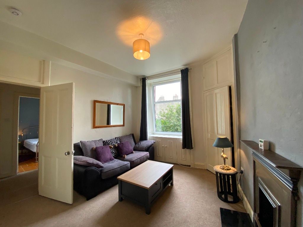 Property photo 2 of 10 Photo 2