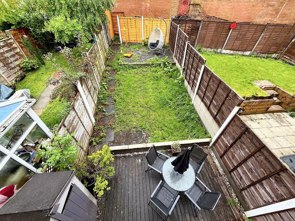 Property photo 3 of 21