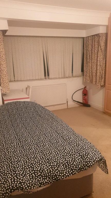 Property photo 1 of 4