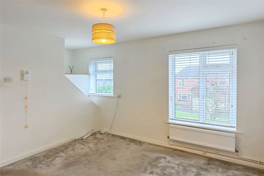 Property photo 2 of 9 Lounge