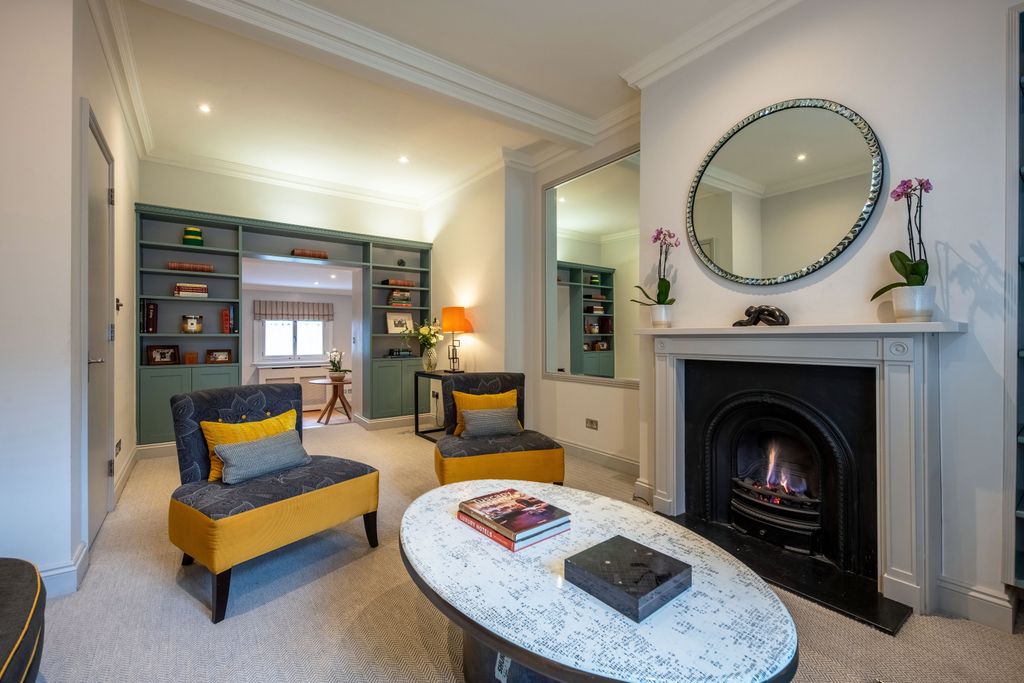 Property photo 2 of 12 Drawing Room