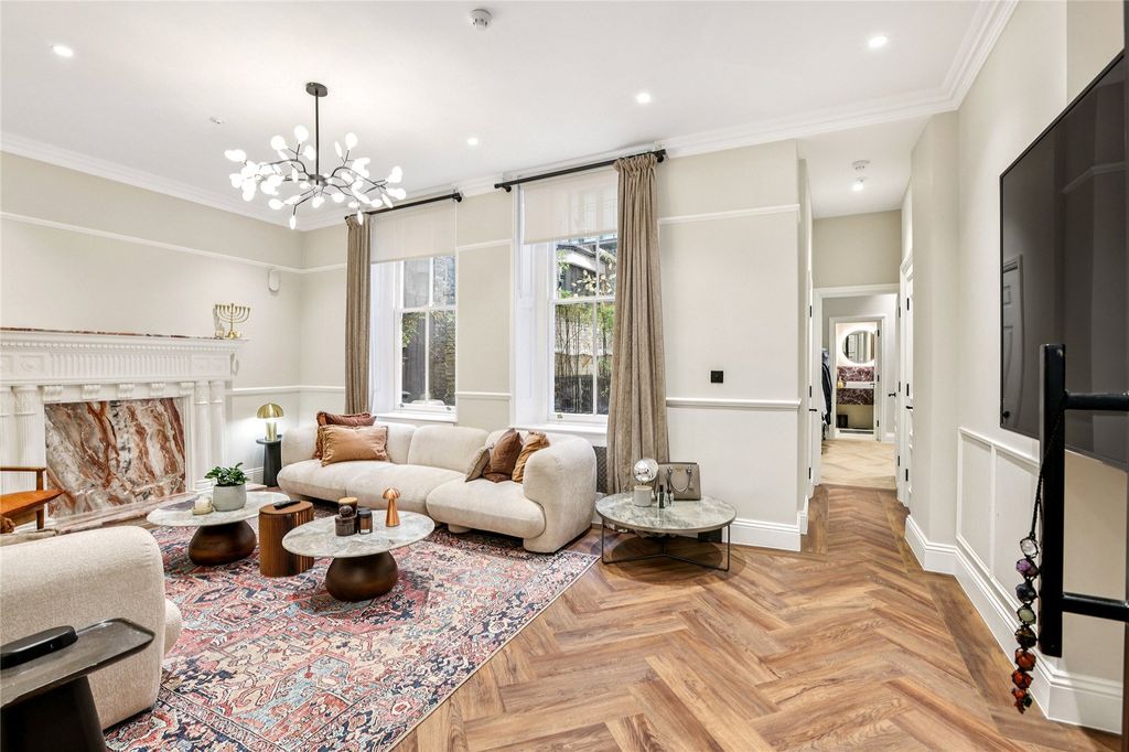 Property photo 2 of 15 Reception Room