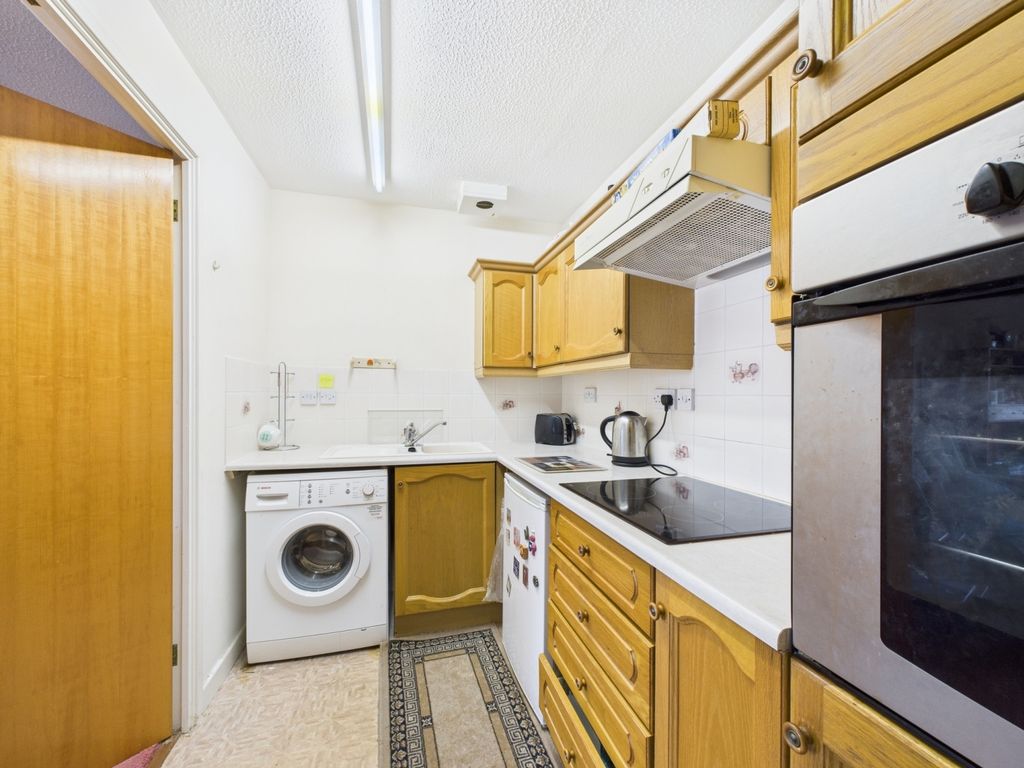 Property photo 2 of 6 Cam02313G0-Pr0076-Still002