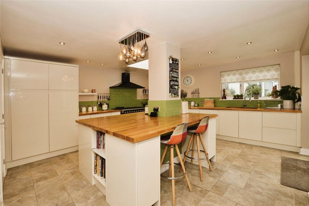 Property photo 3 of 17 Picture No. 09