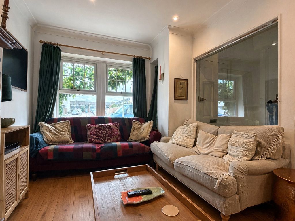 Property photo 2 of 15 Picture No. 07