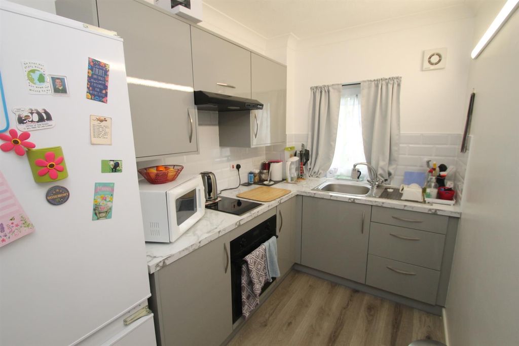 Property photo 2 of 10 Img_0131.Jpg