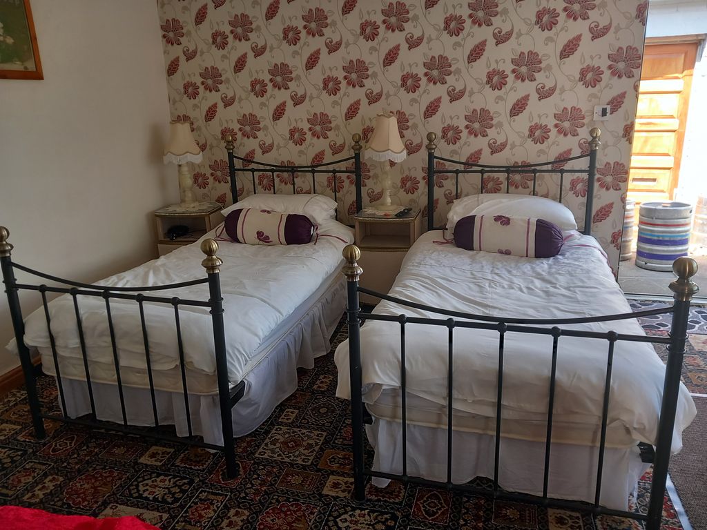 Property photo 3 of 7
