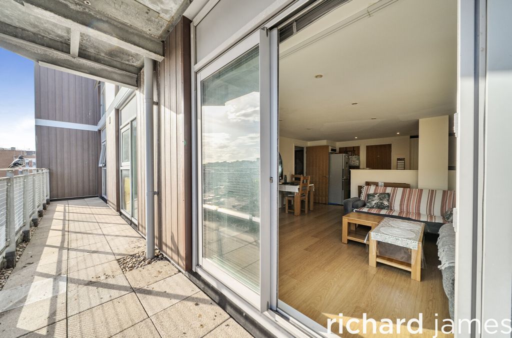 Property photo 3 of 12 Daea335F9E854c808Aa33Cb516Df0E57