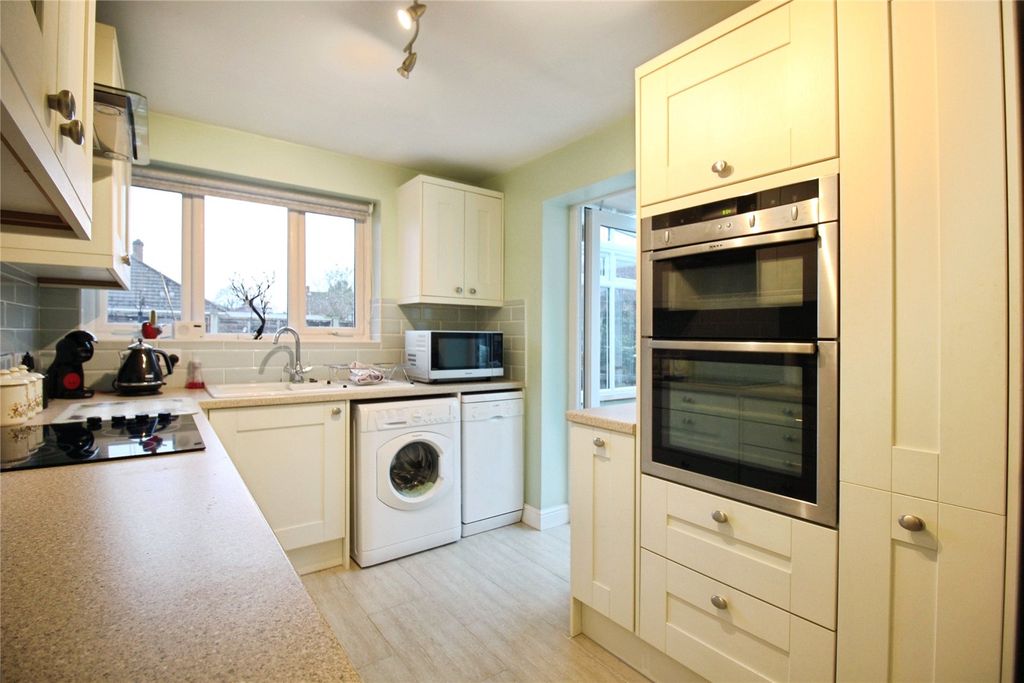 Property photo 3 of 14 Picture No. 05