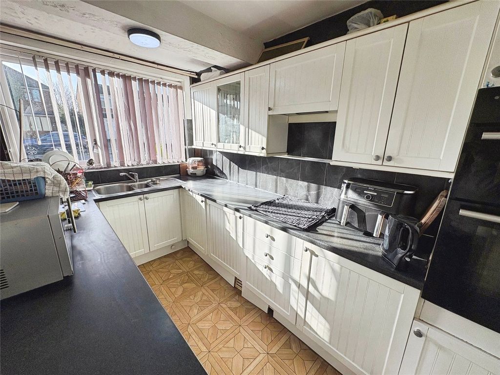 Property photo 3 of 27 Picture No. 03