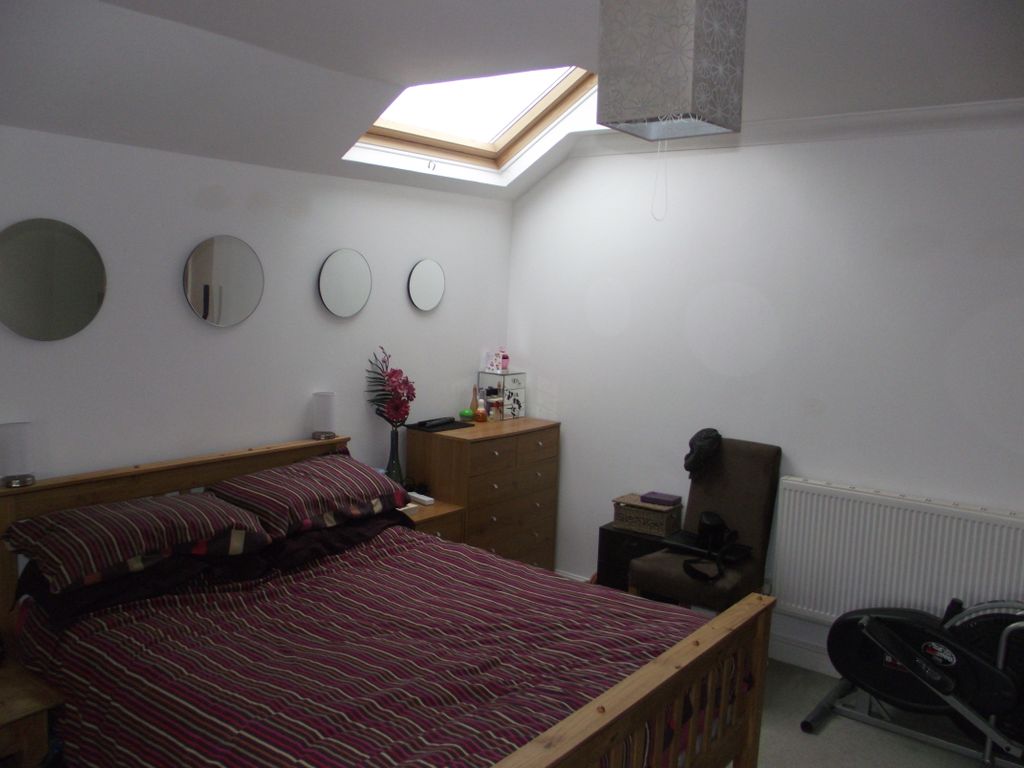 Property photo 3 of 6