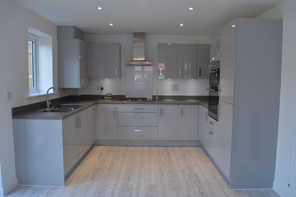 Property photo 2 of 14 Image