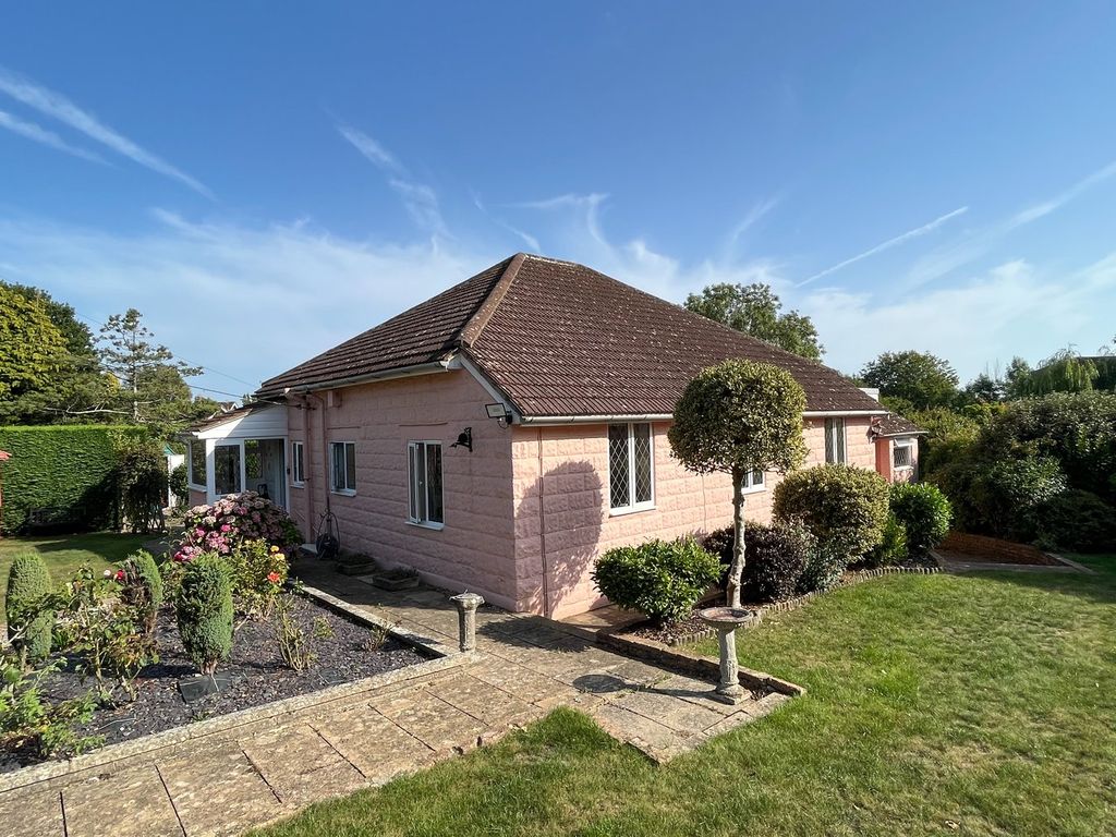 Property photo 1 of 25