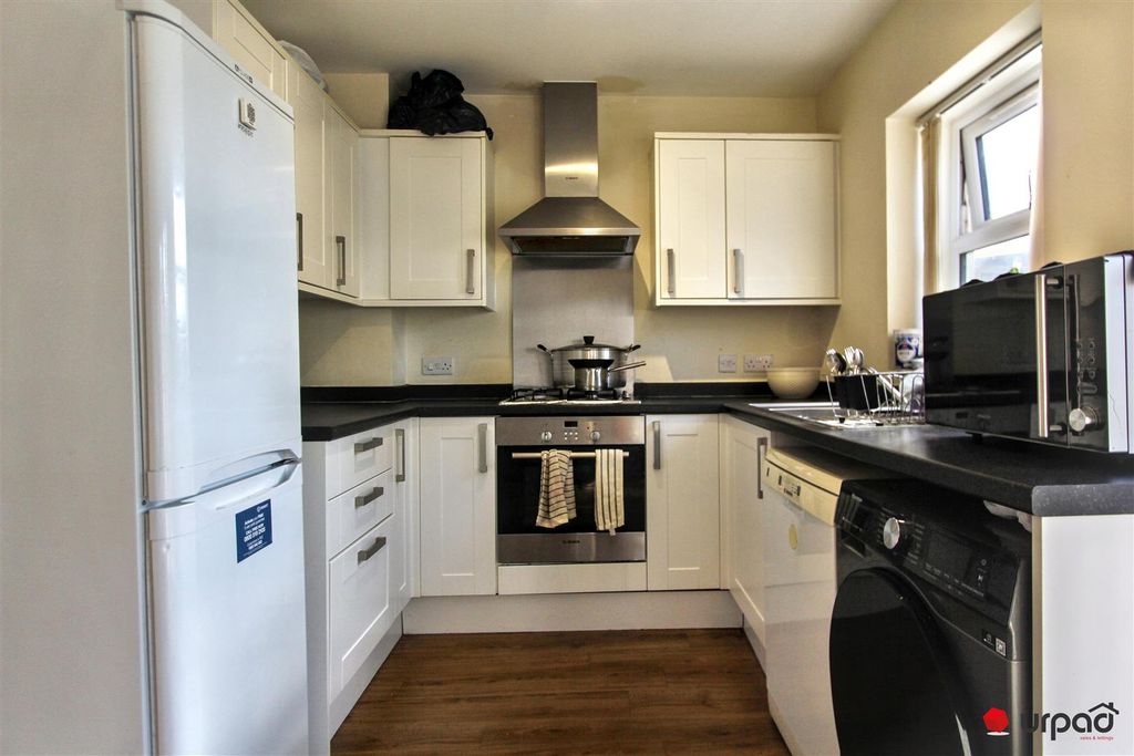 Property photo 3 of 12 Img_1258.Jpg