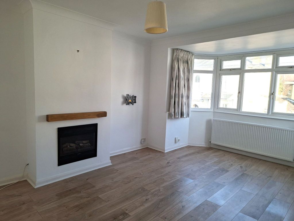 Property photo 2 of 11 Photograph 2