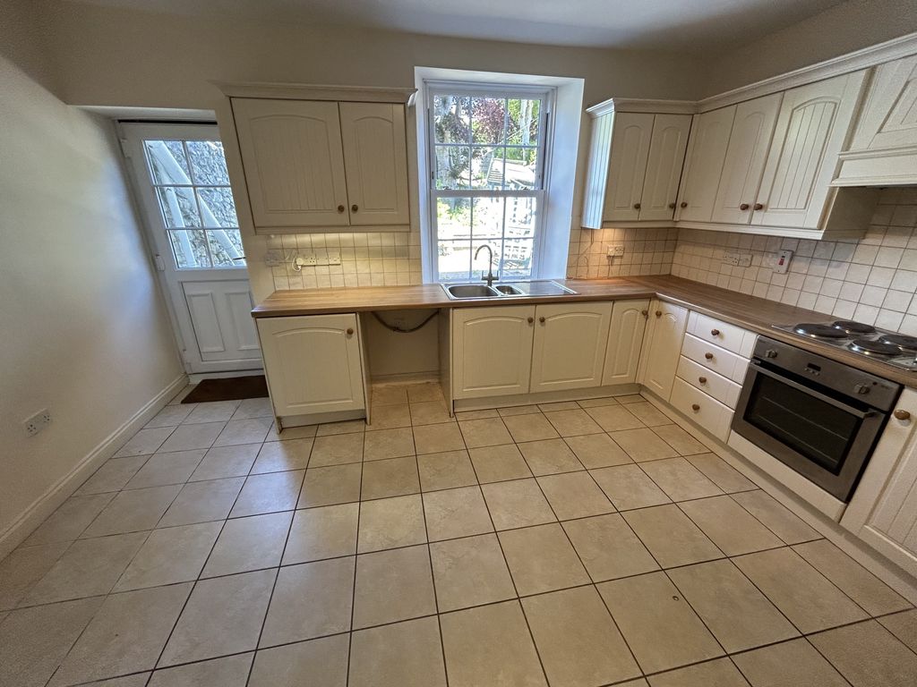 Property photo 3 of 20 Img_5991