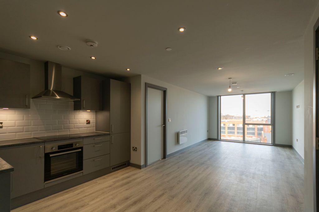 Property photo 2 of 13 Img_0643_1