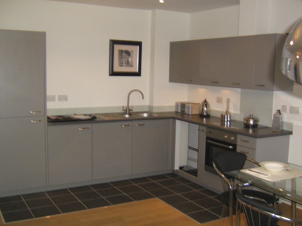 Property photo 2 of 8