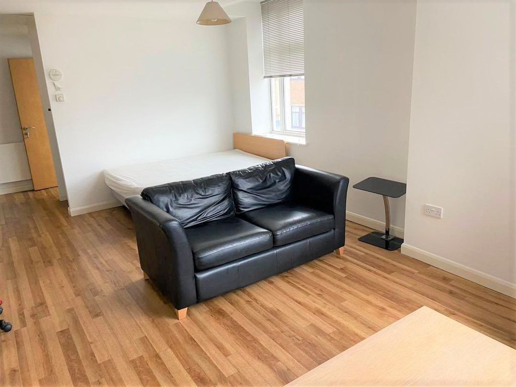 Property photo 2 of 4 Actualsize (1)