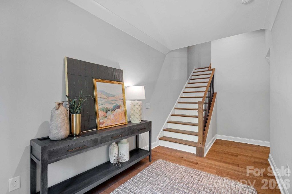 Property photo 2 of 30 <Alttext/>