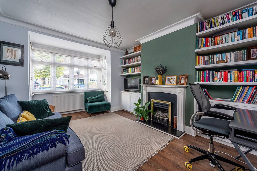 Property photo 1 of 15