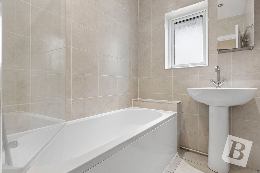 Additional image 9 of 2 bed maisonette for saleGranton Avenue, Upminster RM14