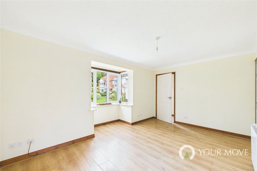 Property photo 2 of 16 Picture No. 02