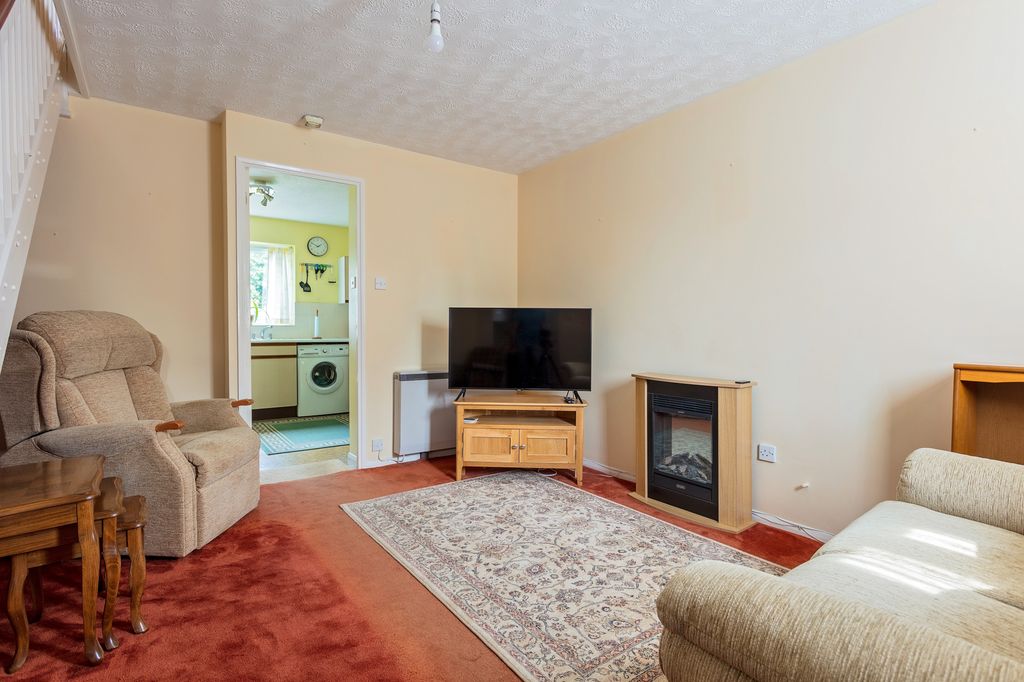 Property photo 2 of 14 Sitting Room
