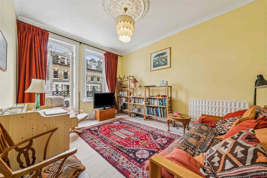 Property photo 3 of 7