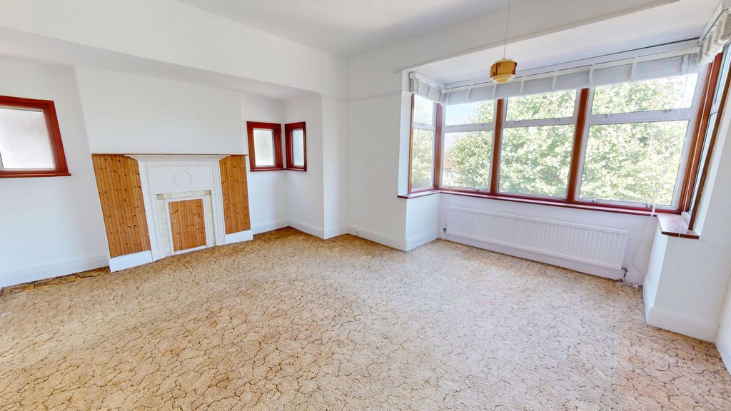 Property photo 2 of 20 Img_899_44_Original.Jpg