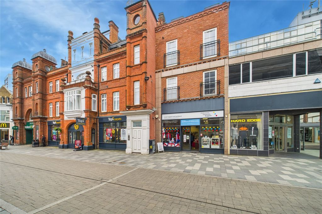 Property photo 3 of 8 Picture No. 30