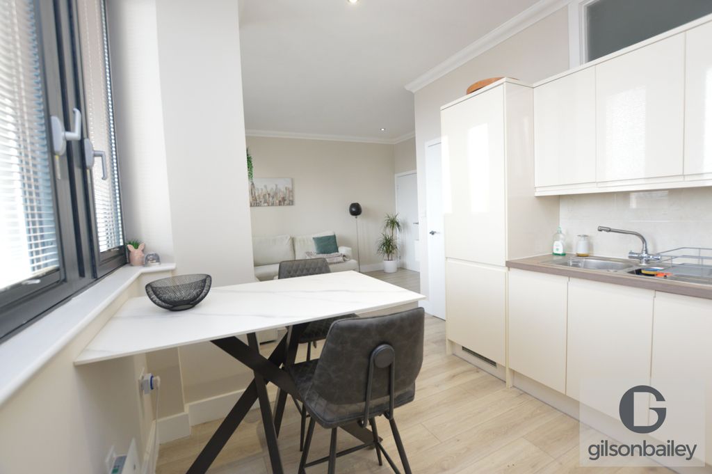 Property photo 2 of 11 Dsc_0436