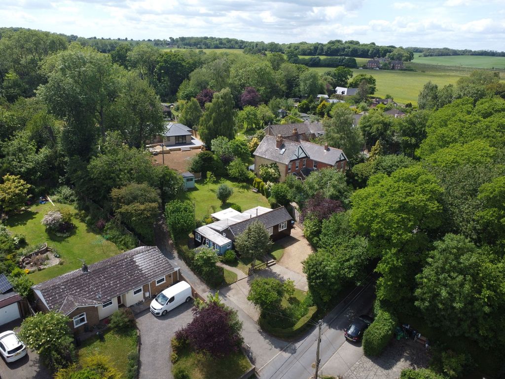 Property photo 1 of 29