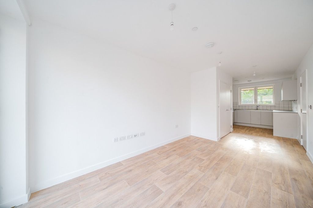 Property photo 1 of 6 Picture No. 07