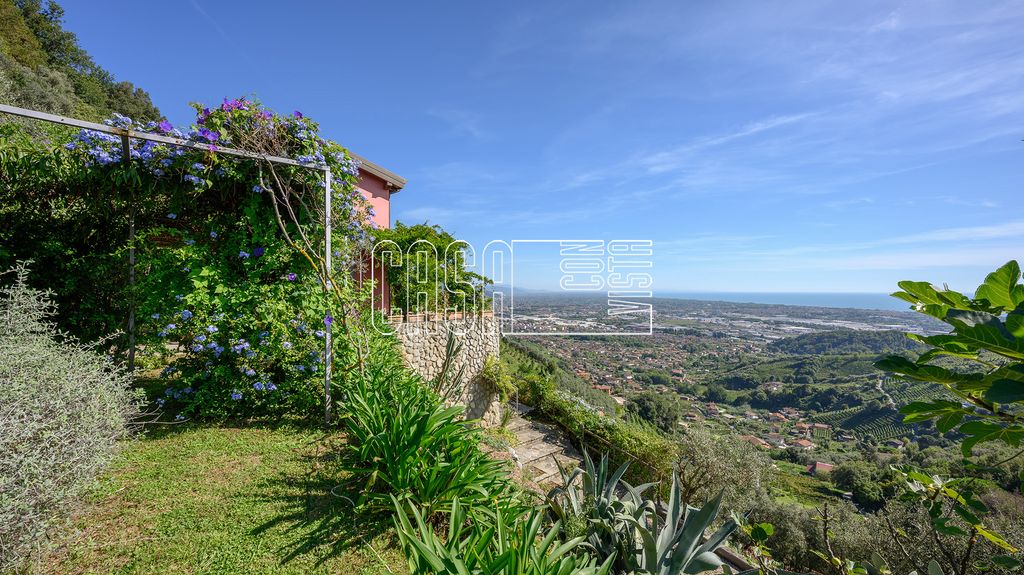 Property photo 3 of 60