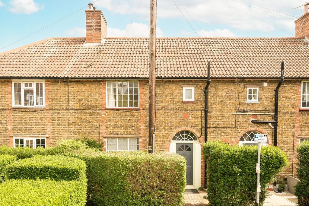Property photo 1 of 1