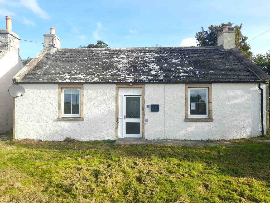 Property photo 2 of 7