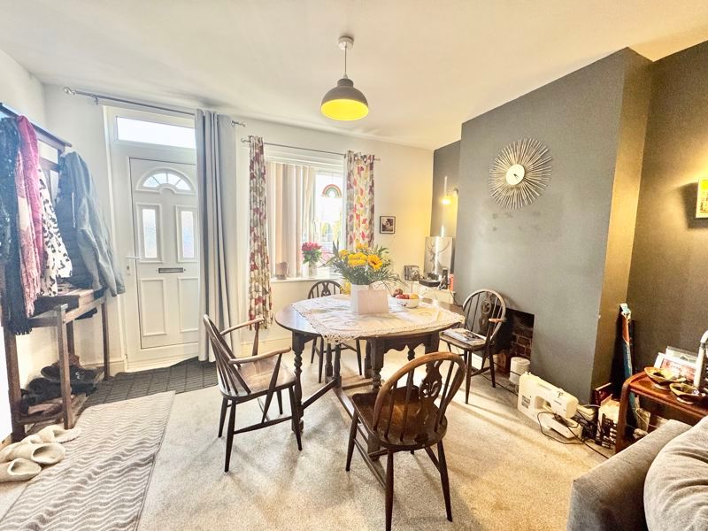 Property photo 3 of 10 Dining View