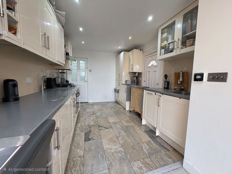 Property photo 2 of 9 Photo 9