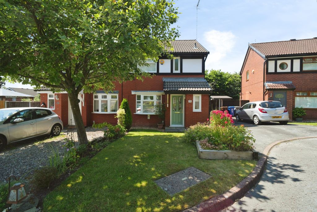 Property photo 1 of 18