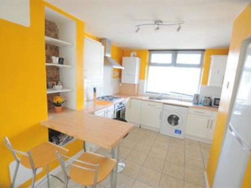 Property photo 2 of 8