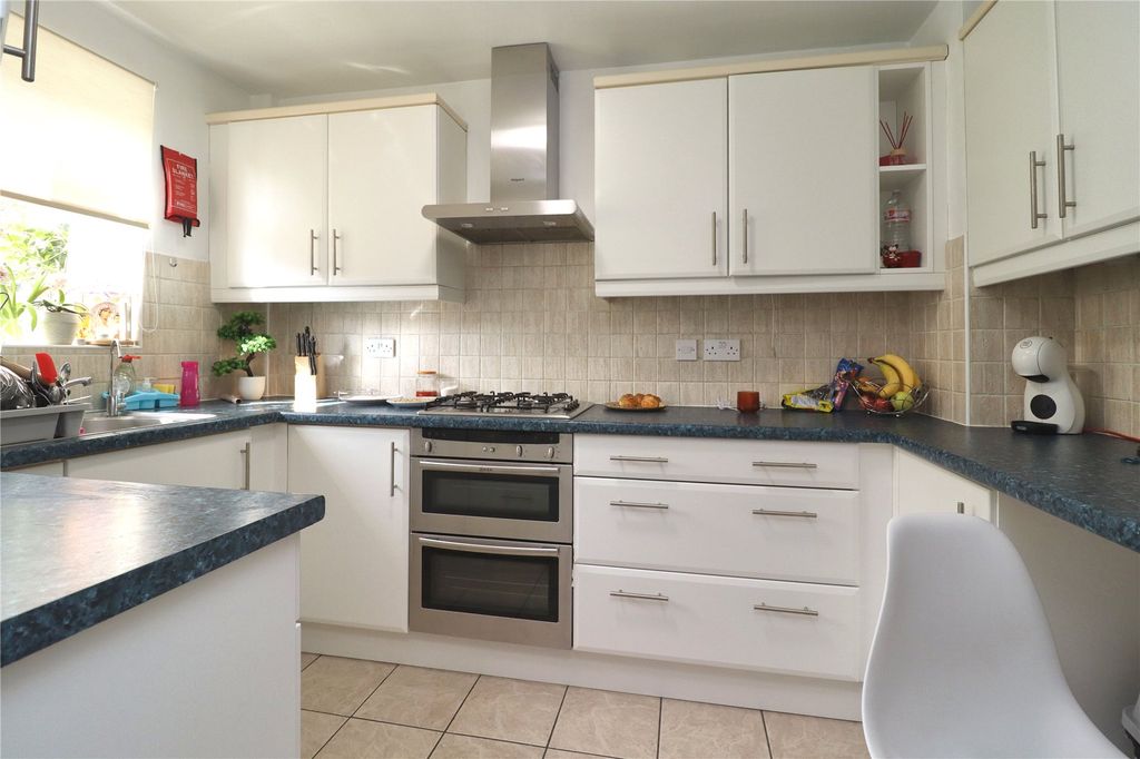Property photo 2 of 12 Picture No. 06