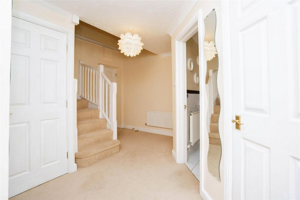 Property photo 2 of 15 Photography