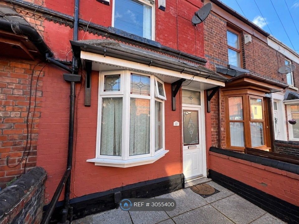 Property photo 1 of 12