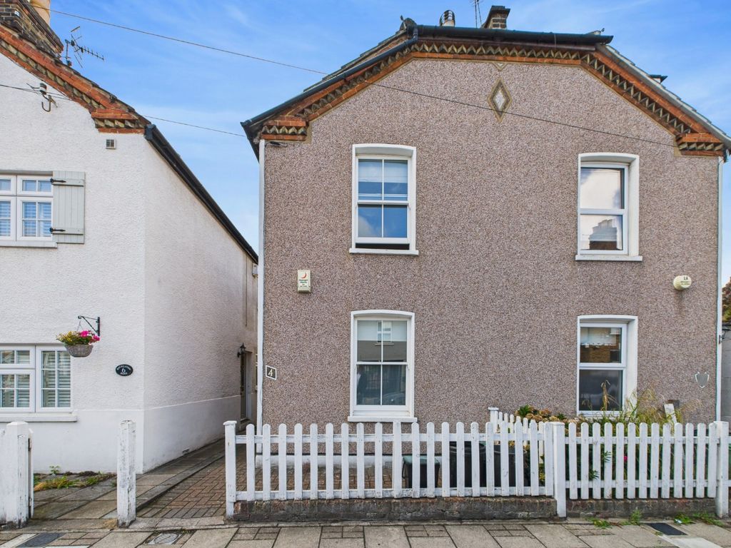 Property photo 2 of 11 4425234