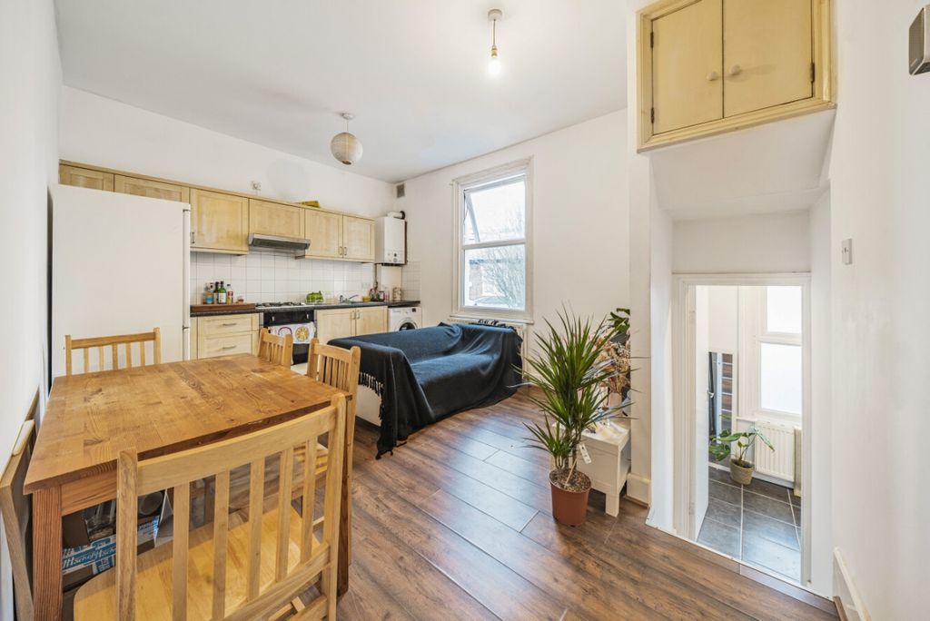 Property photo 1 of 12 1208432 (4)