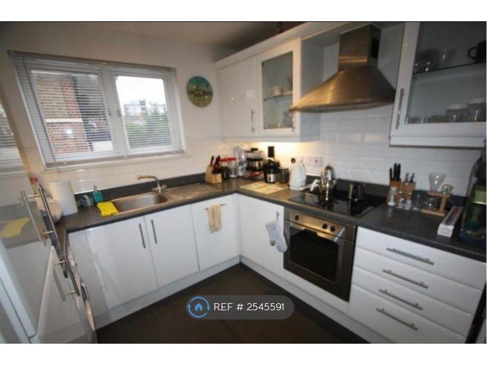 Property photo 3 of 5