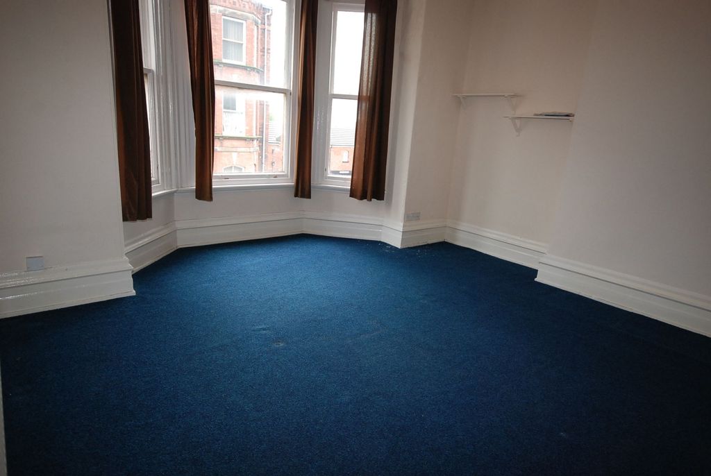 Property photo 3 of 4
