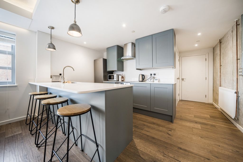 Property photo 2 of 8 1003593 (4)